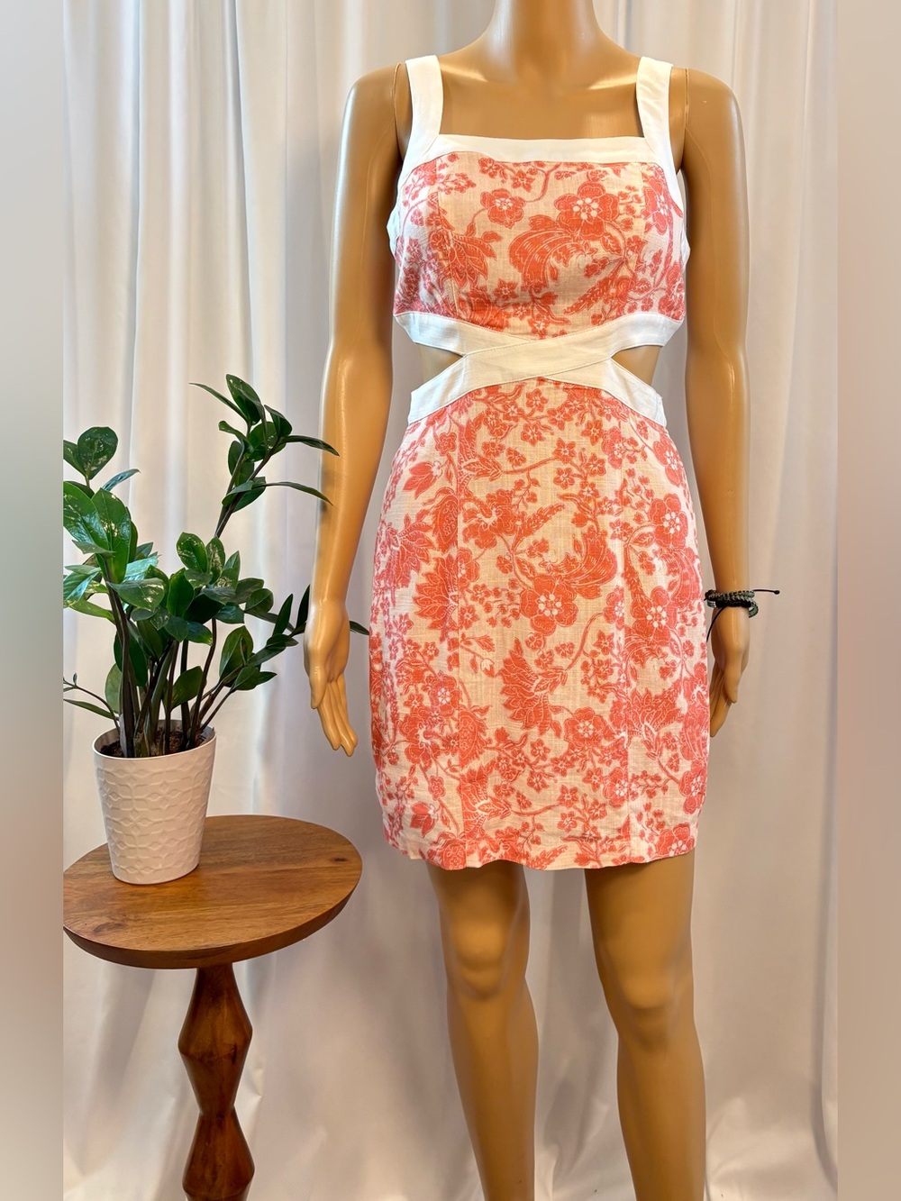 MINKPINK Petal Contrast Pink Linen Mini Dress NWT Size XS